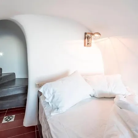 Villa Luxury Santorini Secret Escape Private Pool Sea & Caldera Thólosz