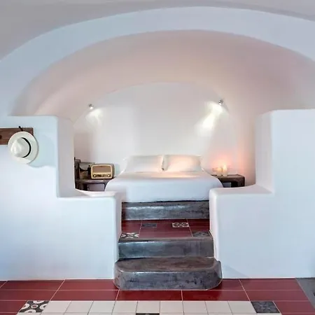 Luxury Santorini Secret Escape Private Pool Sea Caldera View 2 Bedrooms Oia Villa *