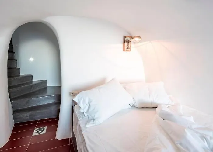 Villa Luxury Santorini Secret Escape Private Pool Sea & Caldera Thólosz